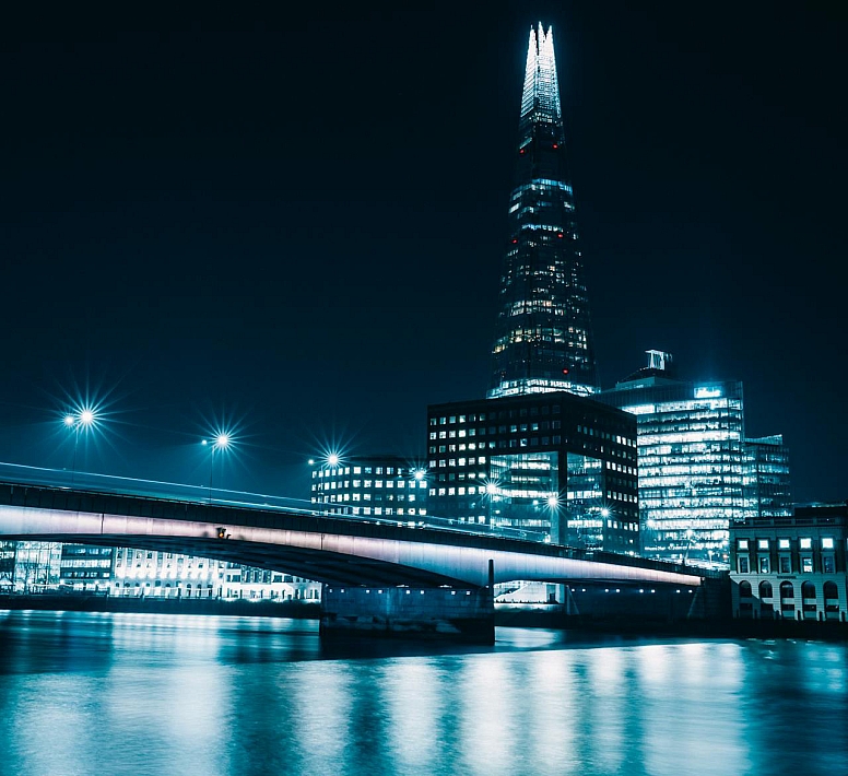 london bridge and the shard